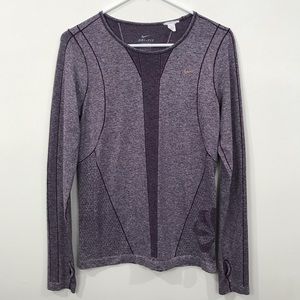 Nike Dri-FIT Long Sleeve Shirt With Thumb Holes